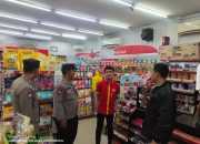 Cegah Tindak Pidana C3, Personil Polsek Cikijing Imbau Karyawan Alfamart Untuk Tetap Waspada