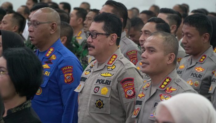 Dansat Brimob Polda Jabar Hadiri Pertemuan Sinergi Pemerintah Daerah Provinsi Jawa Barat di Karawang