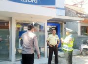 Polsek Kadipaten Himbau Satpam Bank BRI untuk Waspada Gangguan Keamanan
