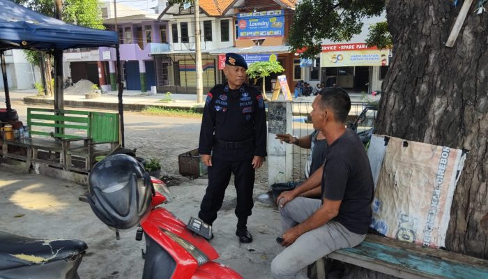Brimob Cirebon Berikan Himbauan kepada Warga Tentang Fungsi Utama Menjaga Harkamtibmas 