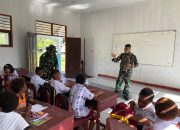 Tidak Hanya Menjaga Perbatasan, Satgas Yonif 131/Brajasakti Juga Bantu Cerdaskan Anak-Anak Papua*