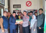 Jum’at Berkah, Kasat Binmas dan Sie Dokkes Polres Garut Salurkan Bantuan Sembako Bagi Anak-AnakYatim dari Yayasan Darul Muwahhidin