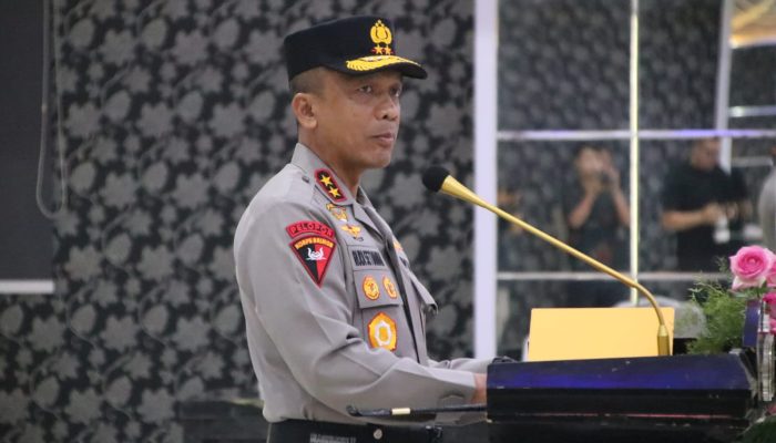 Dansat Brimob Polda Jabar Hadiri Upacara Kenaikan Pangkat Pengabdian Irwasda Polda Jabar