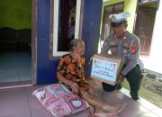 Wujud Kepedulian Polri, Sat Lantas Polres Majalengka Salurkan Bantuan Sosial Kepada Warga Kurang Mampu