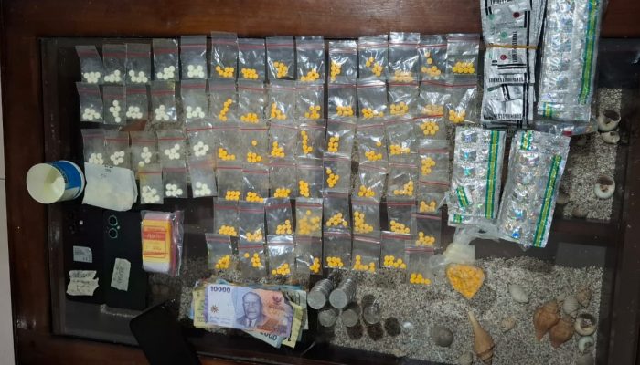 Unit Reskrim Polsek Ujung Berung Ringkus Dua Pengedar Obat Keras di Jalan AH.Nasution