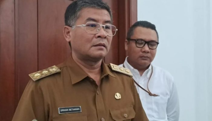 Tak Pernah Dihargai, Wagub Erwan Semprot Sekda Herman di Depan Publik