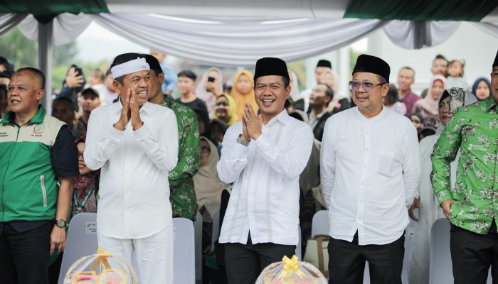Gubernur KDM Lepas Pawai Ta’aruf Kafilah MTQH ke-39 Jabar
