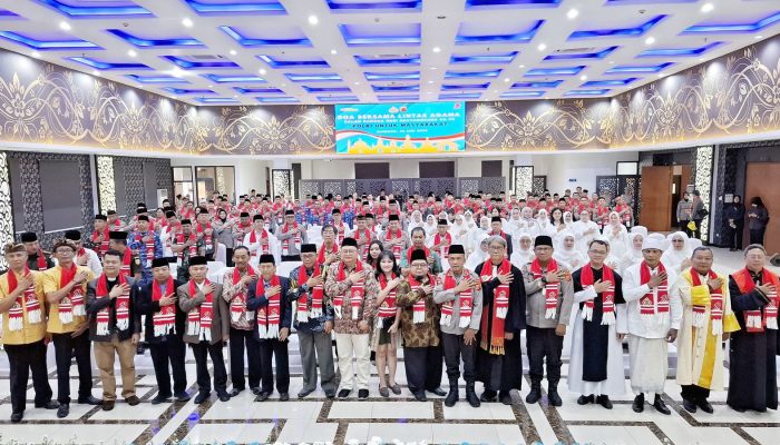 Polda Jabar Gelar Doa Lintas Agama untuk Indonesia Damai dan Polri yang Dicintai Masyarakat