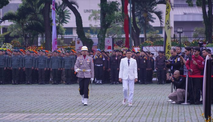 Polda Jabar Gelar Upacara Puncak HUT Bhayangkara ke-79, Gubernur Jabar Dedi Mulyadi Bertindak Selaku Inspektur Upacara