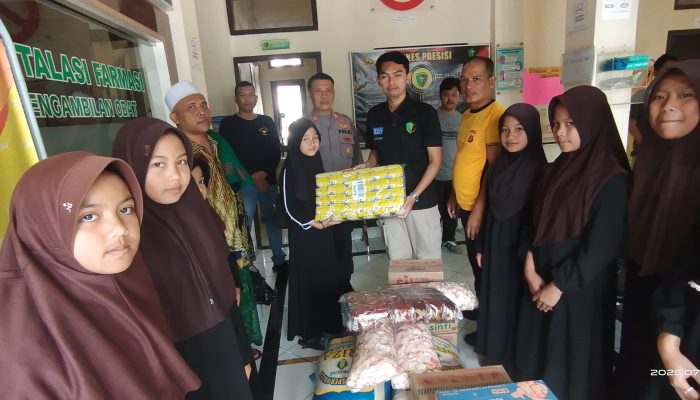 Sidokkes Polres Garut Gelar Jum’at Berkah Berbagi Bersama Ponpes Asyifa Leuwigoong