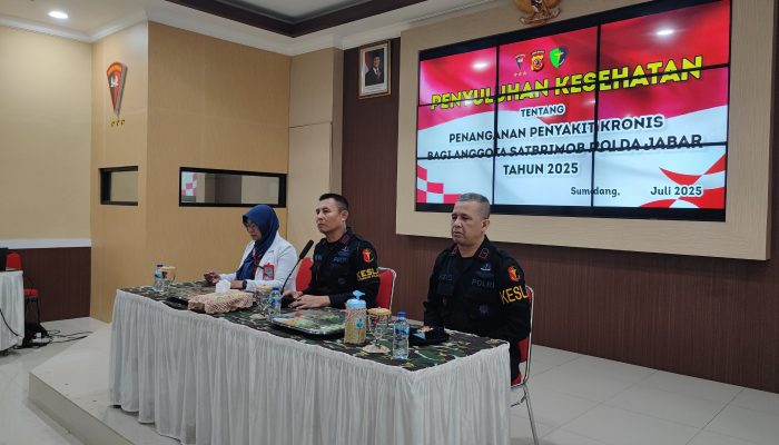 Satbrimob Polda Jabar Gelar Penyuluhan Kesehatan Penanganan Penyakit Kronis