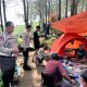 Tingkatkan Pengawasan di Objek Wisata Kanaga Hill, Personil Polsek Cikijing Sambangi Para Pengunjung