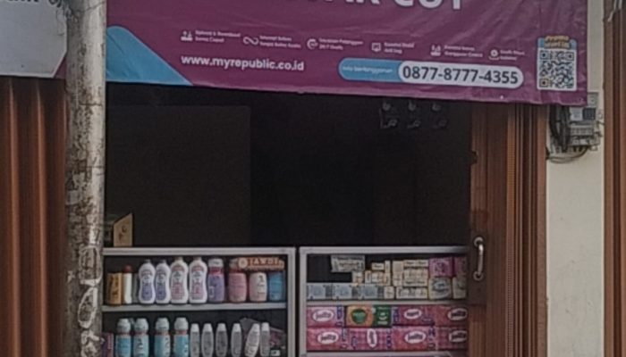 Miris! Toko Kosmetik di Dekat SMPN 249 Cengkareng Diduga Bebas Jual Obat Keras Daftar G