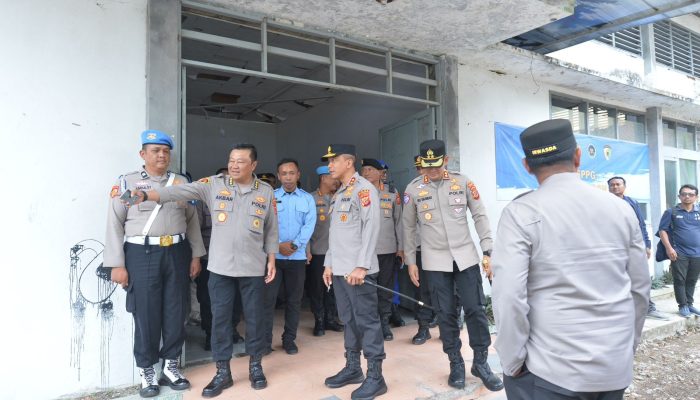 Kapolda Jabar Tinjau Dapur SPPG di Kota Cirebon, Dukung Program Pemerintah