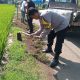 Polsek Cikijing Ikut Sukseskan Program GEBER JUM’AT Melalui Aksi Gotong Royong
