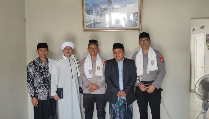 Polres Garut Gelar Program “NGASOL” di Ponpes Daarut Taqwa, Meriahkan Maulid Nabi dan Milad Pesantren