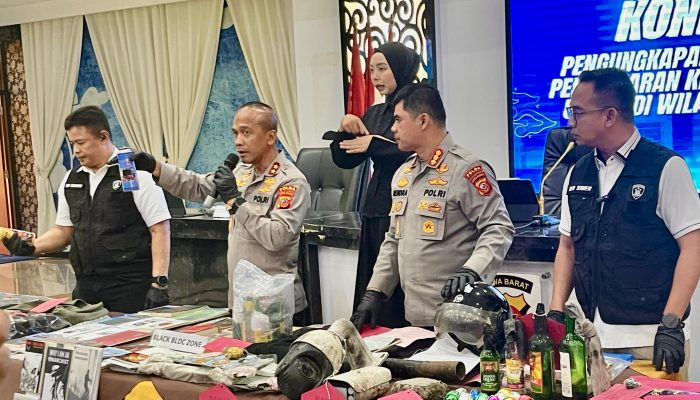 Polda Jabar Ungkap Kasus Pengrusakan dan Pembakaran Kantor Pemerintah serta Fasilitas Umum