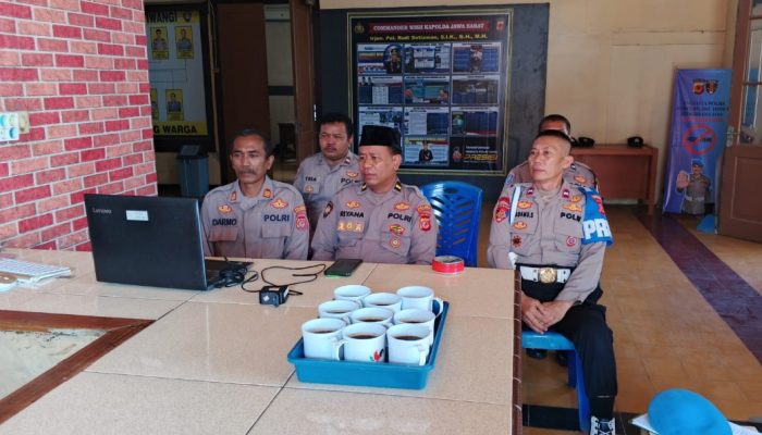 Melalui Zoom Meeting, Polsek Jatiwangi Mengikuti Binrohtal Memupuk Keimanan dan Ketaqwaan