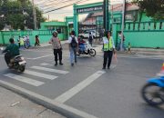 Polsek Maja Pastikan Kelancaran Arus Lalu Lintas di Depan SMKN 1 Maja