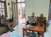 Panit Polsek Jatiwangi Sambangi Kantor Desa Cibentar Ajak Perangkat Desa Berikan Himbauan Kamtibmas
