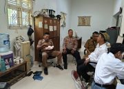 Sambangi Kantor Desa Sukaraja Wetan, Panit Polsek Jatiwangi Ajak Perangkat Desa Jaga Kamtibmas