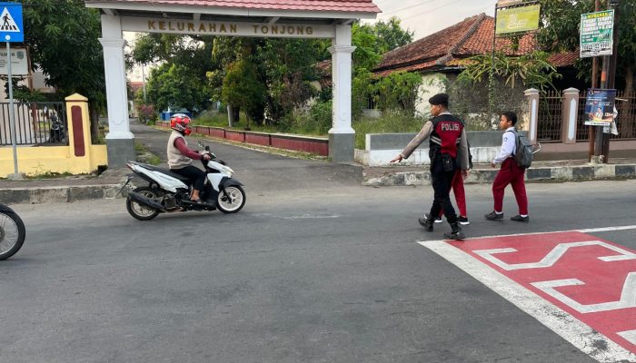Wujud Kepedulian, Sat Samapta Polres Majalengka Laksanakan Pengamanan Pagi Hari
