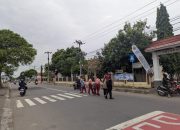 Pastikan Kelancaran Aktivitas Pagi, Samapta Majalengka Lakukan Pengaturan di Titik Rawan