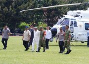 *Sinergi Polri – TNI  Amankan Kunjungan RI-1 Pada Wisuda Universitas Kebangsaan di Bandung*