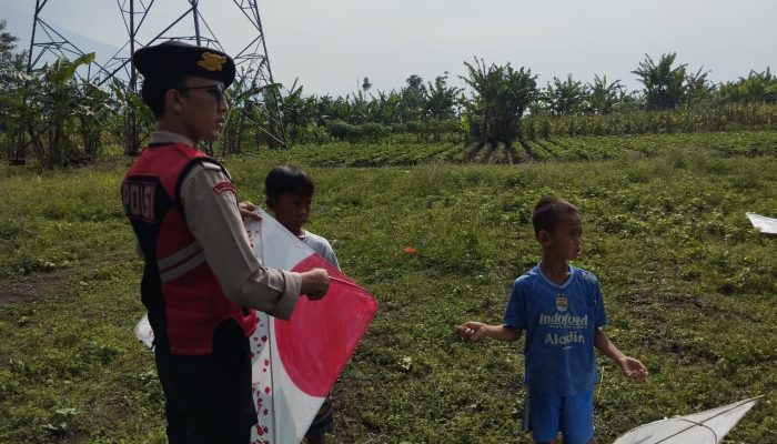 Polres Garut Bersama PLN Himbau Warga Tak Main Layangan Dekat SUTET, Demi Keselamatan dan Kelancaran Listrik