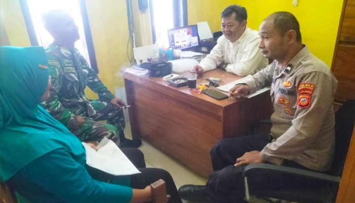 Bhabinkamtibmas Polsek Sukahaji Jalin Silaturahmi dengan Perangkat Desa dan Warga Sukahaji