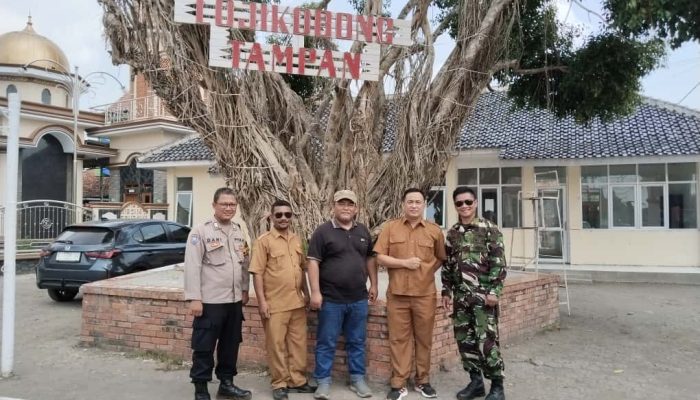 Polsek Sumberjaya Laksanakan Door To Door System, Dekatkan Diri dengan Warga