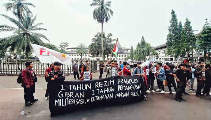 Sentuhan Humanis Mojang Lodaya,  Unjuk Rasa 1 Tahun Pemerintahan Prabowo-Gibran di Jabar  Aman dan Damai