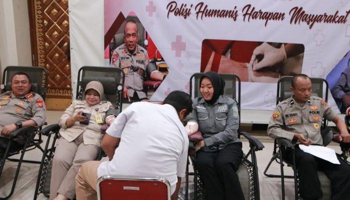 Polda Jabar Sukses Gelar Donor Darah, Kumpulkan 1.300 Kantong Darah dalam Rangka Hari Jadi Ke-74 Humas Polri