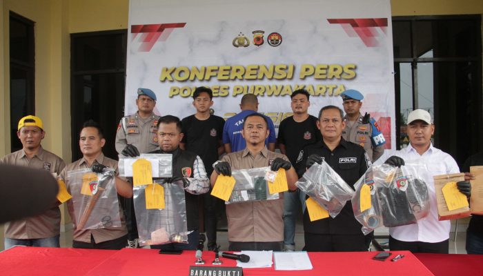 Polisi  Berhasil Ungkap  Pembunuhan Sadis  Karyawati Minimarket Karawang