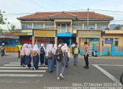 Cegah Kemacetan dan Jaga Keselamatan Pelajar, Polsek Kadungora Gelar Giat Rawan Pagi di Depan Sekolah Muhammadiyah 1