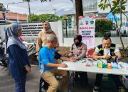 Polisi Gelar Bakti Sosial Kesehatan Pengobatan Gratis dan Patroli Polwan Bageur