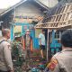 Obat Nyamuk Jadi Pemicu, Rumah Panggung di Cikelet Hangus Terbakar, Polsek Cikelet Lakukan Cek TKP