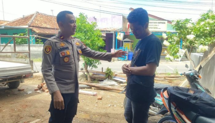 Polsek Kasokandel Laksanakan Door to Door System Guna Ciptakan Situasi Aman dan Kondusif