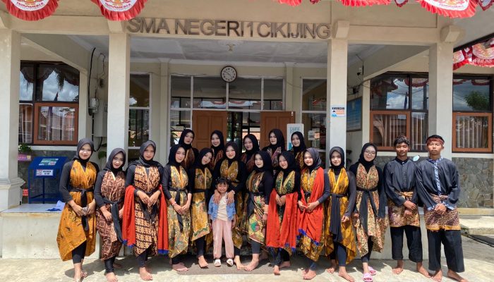 Kapolsek Cikijing Beserta Anggota Hadiri Acara HUT SMAN 1 Cikijing Yang Ke-27 Tahun