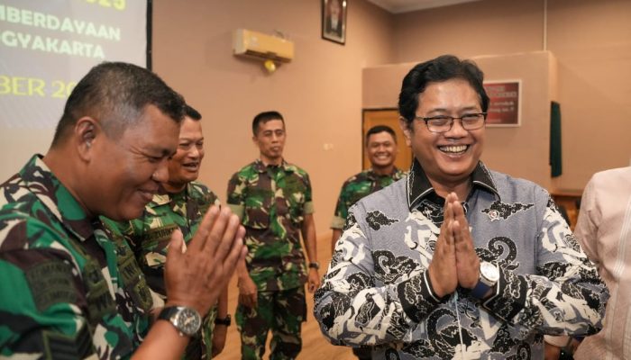 Transmigran Dari TNI dan Polisi, Wamen Viva Yoga: Program Transmigrasi Ikut Menjaga Wilayah NKRI