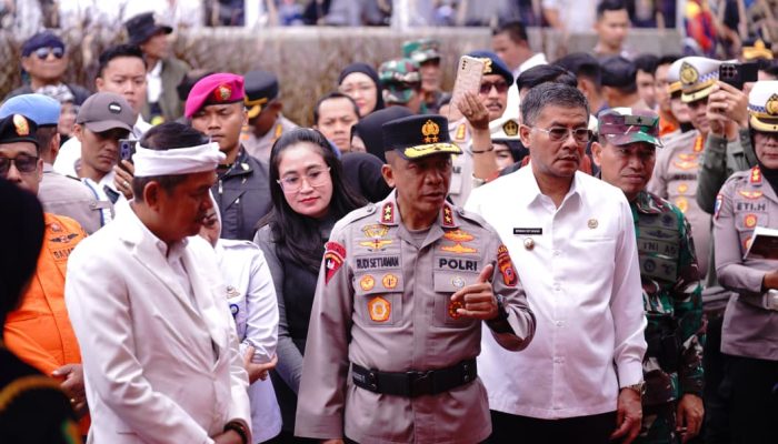 Inisiasi Kapolda Jabar, Siagakan Seluruh Stakeholder untuk Sauyunan Jaga Lembur dari Bencana Alam