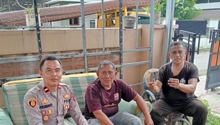 Kapolsek Kasokandel Silaturahmi dan Sambang Warga, Wujudkan Harkamtibmas yang Kondusif di Wilayah Binaan
