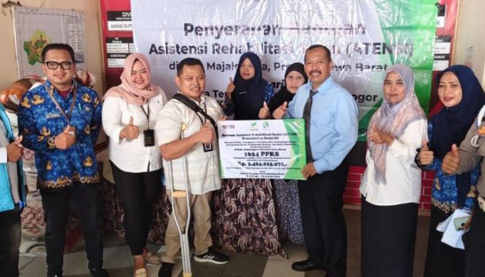 Polsek Cingambul Polres Majalengka Laksanakan Monitoring Penyaluran Bantuan ATENSI Tahap III dari Kemensos RI di Wilayah Kecamatan Cingambul