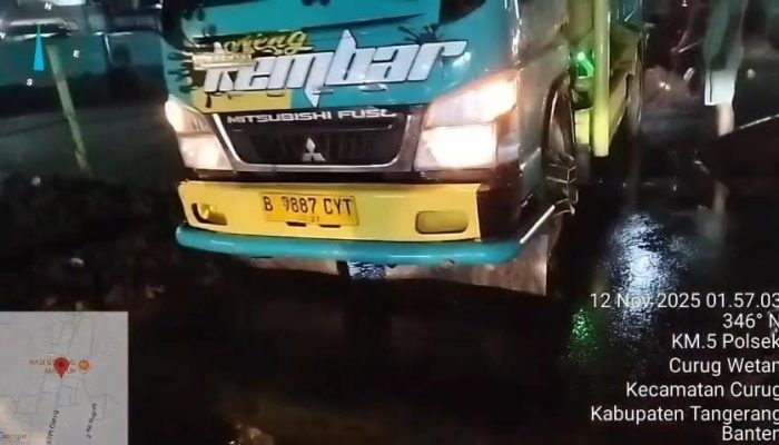 Kabel Telkom Dikeruk Tengah Malam di Curug, Pekerja Misterius Diduga Komplotan Pencuri