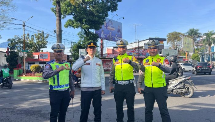 Kapolres Garut Tinjau Langsung Pelaksanaan Operasi Zebra Lodaya 2025, Pastikan Personel Siap Beri Pelayanan Terbaik