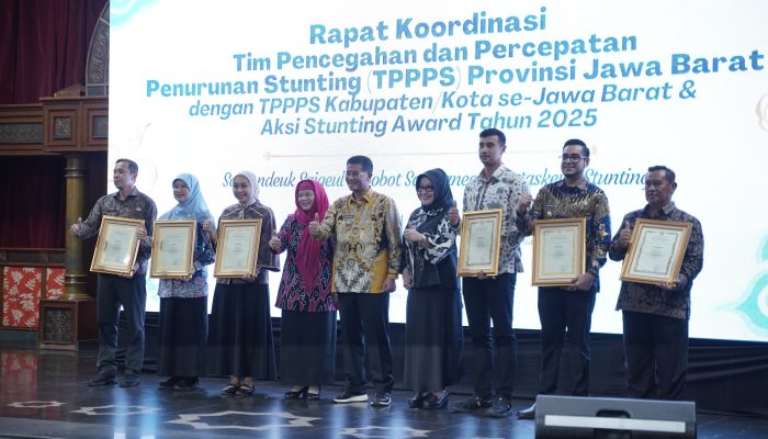 Kabupaten Garut Raih Penghargaan Terbaik V Kinerja Penurunan Stunting Jawa Barat Tahun 2024