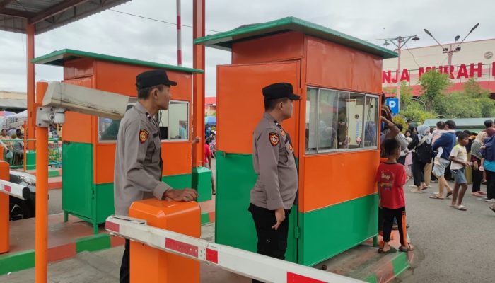 Patroli Siang di Surya Toserba, Polisi Tingkatkan Kewaspadaan Lingkungan