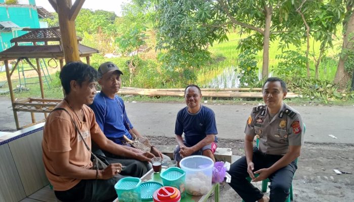 Polsek Kasokandel Perkuat Cooling System Lewat Patroli DDS dan Silaturahmi di Desa Gandasari