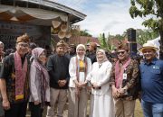 Hadiri Milangkala Desa Mekarsari ke-42, Wabup Garut Dorong Kerajinan Bambu Selaawi “Naik Kelas”