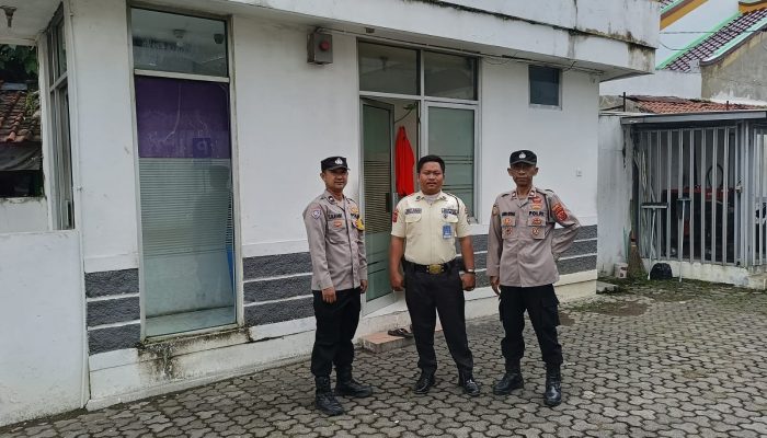 Patroli Dialogis Polsek Kadipaten Sasar Objek Vital Perbankan